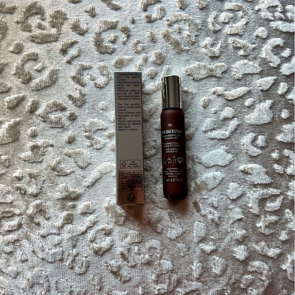 DIOR Backstage concealer - Picture 2 of 4